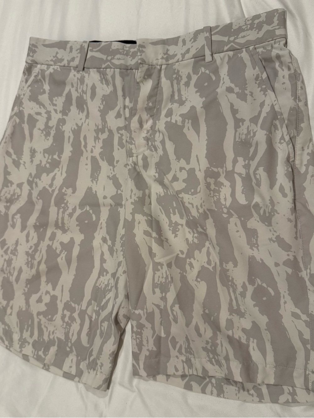 Nike Men's Gray Camouflage Flat Front Shorts